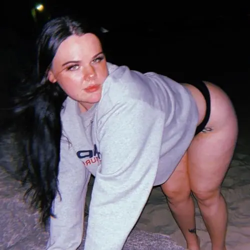 dorisbuckesiich image 0