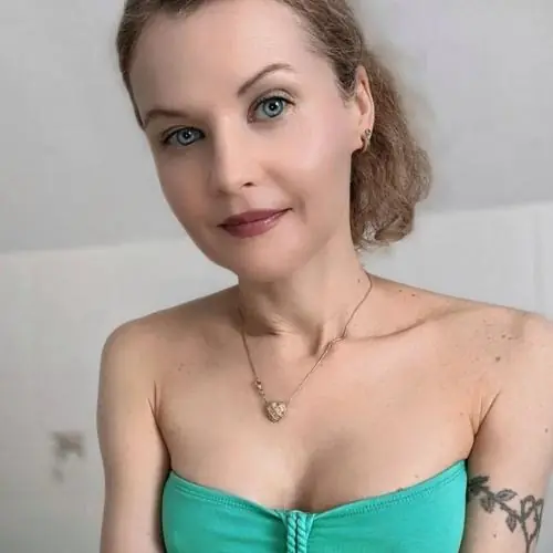 fraumuschiloch image 0